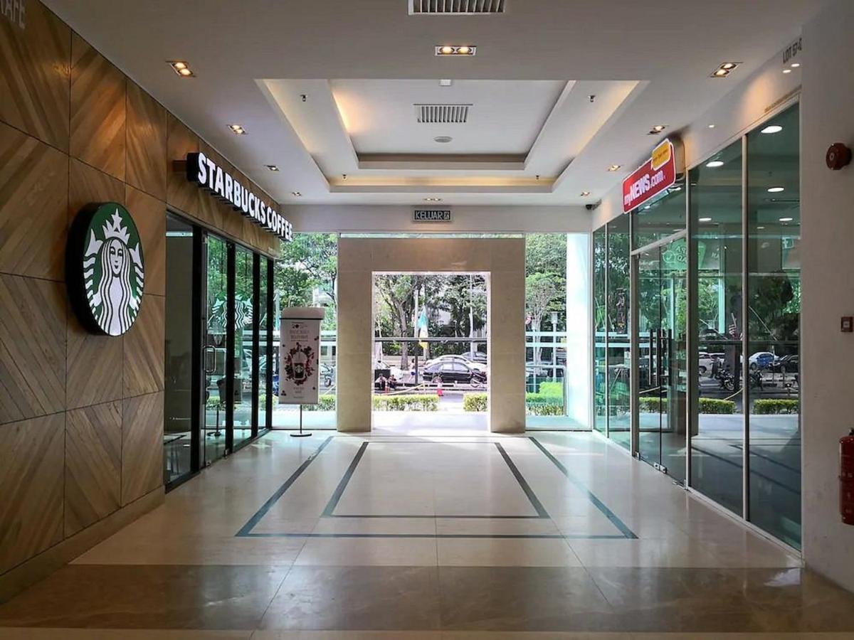 Mansion One L 4pax A L Cityview L Gleneagle L By Perfectsweethome George Town