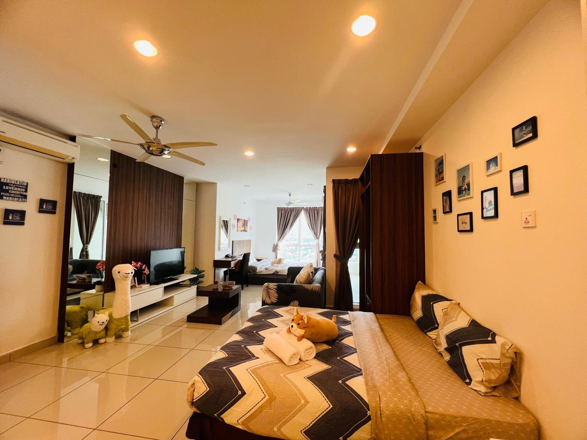Mansion One L 4pax A L Cityview L Gleneagle L By Perfectsweethome